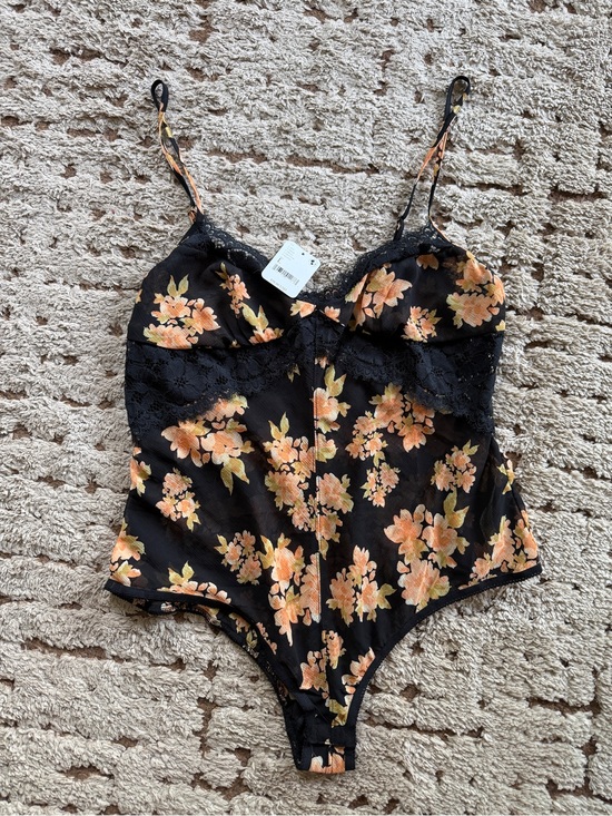 Free People Tops - FP semi sheer floral and lace bodysuit